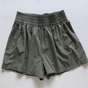 Vuori Small Women's Shorts